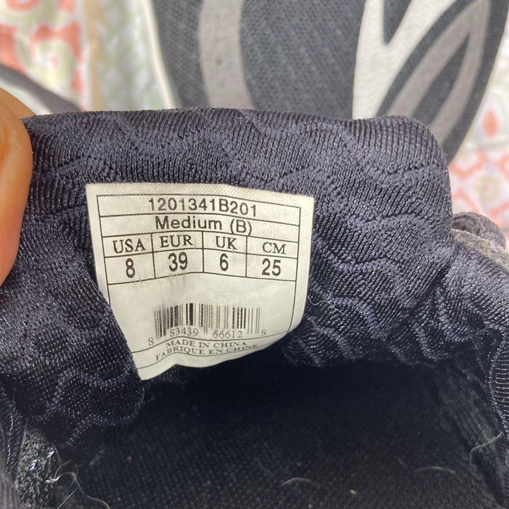 Brooks Pure Cadence Womens 8 Sneaker Shoe Black - Picture 7 of 8